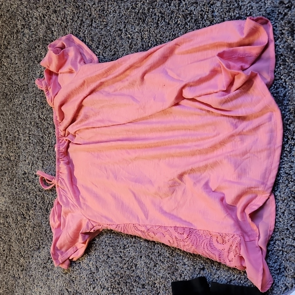 Shirt - Picture 2 of 2